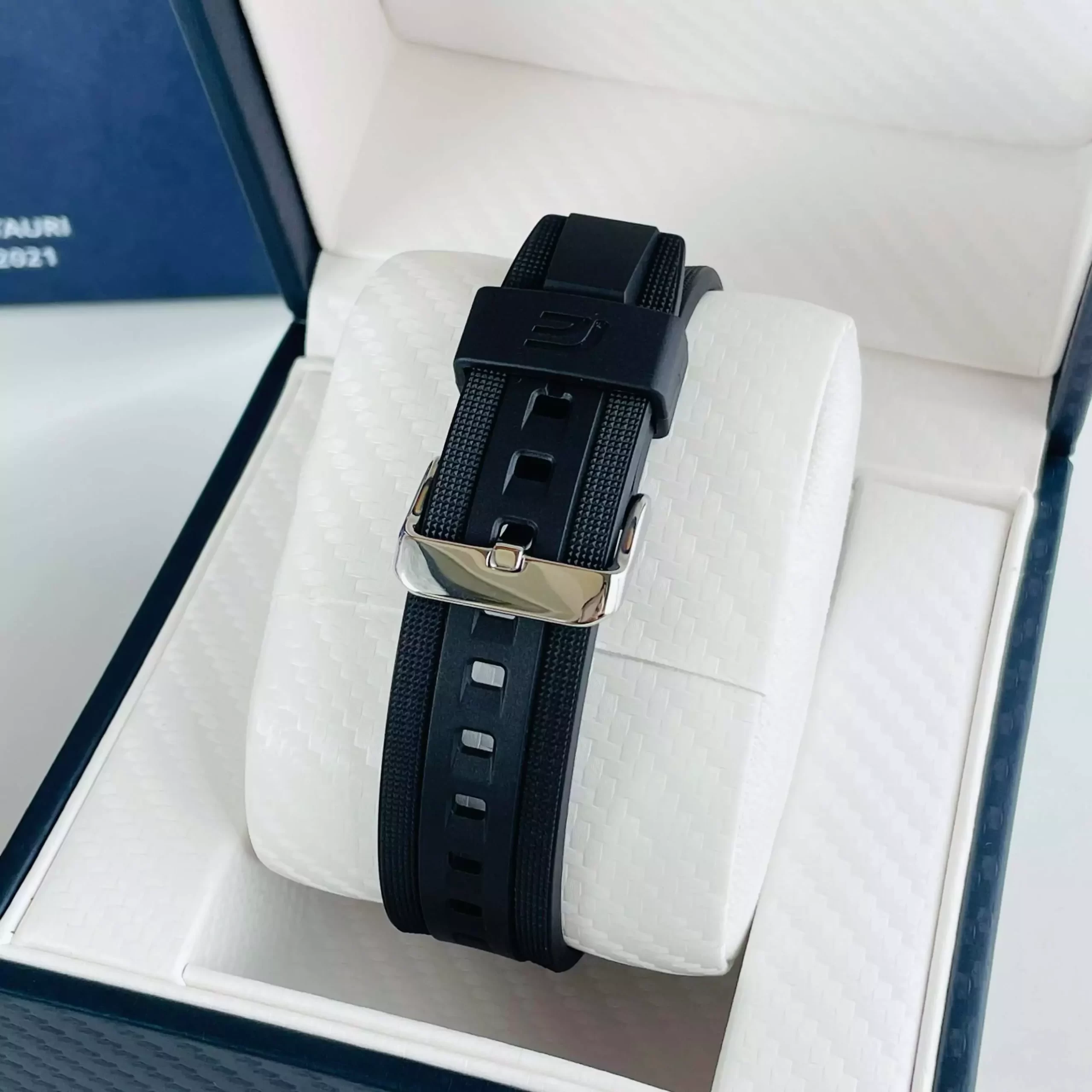 EDIFICE EFV-550P-1A 5 edifice efv-550p-1a
