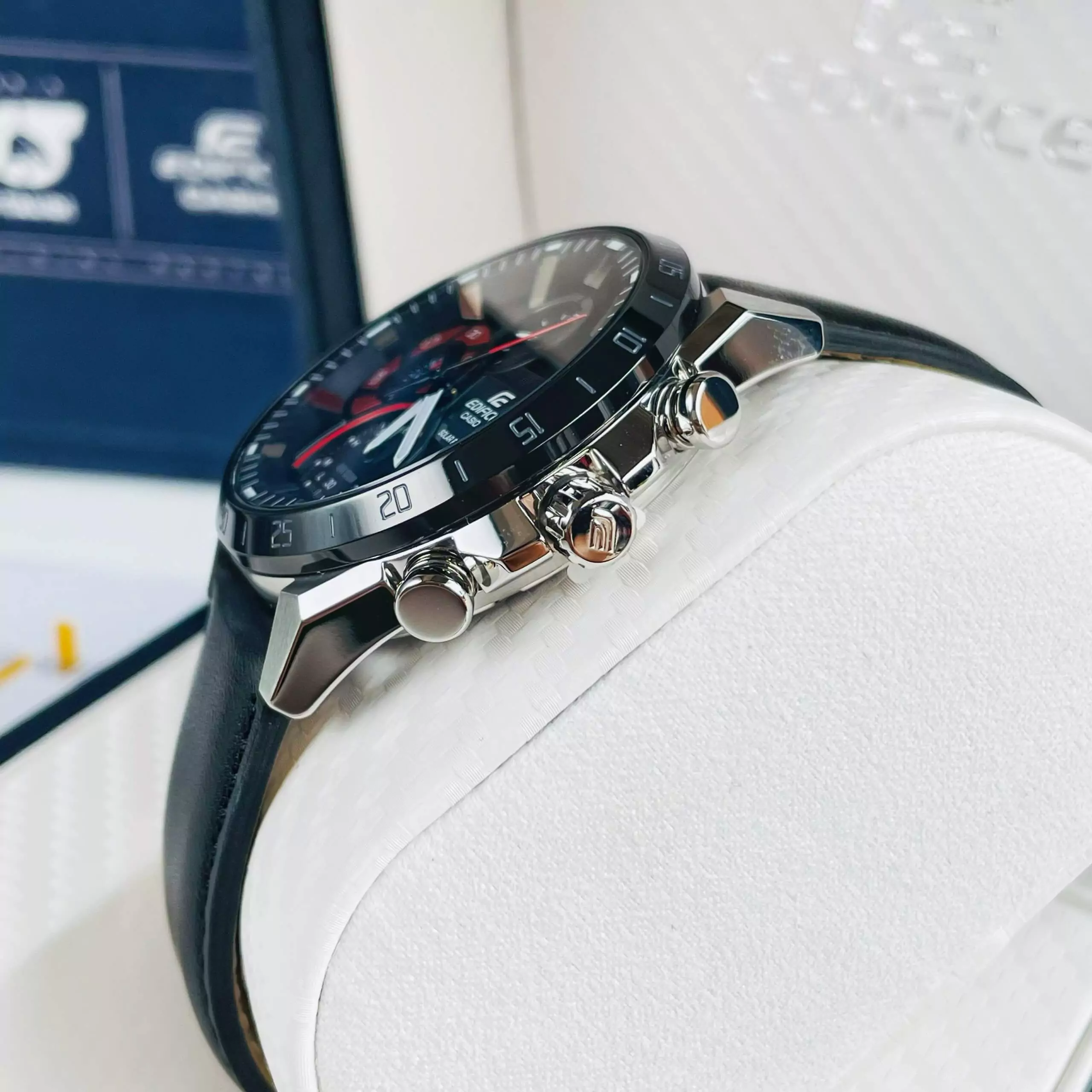 EDIFICE EQS-940BL-1AV 4 đồng hồ Casio Edifice EQS-940BL-1AV