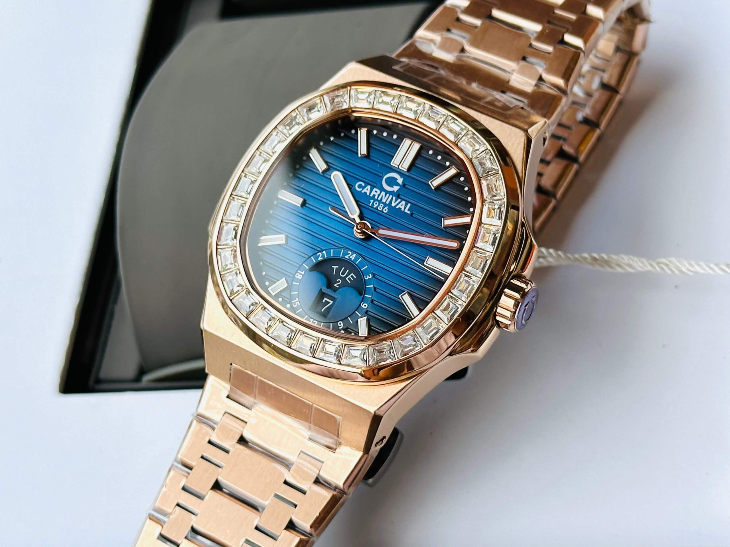 CARNIVAL 8110G-VH-KL-X AUTOMATIC - KÍNH SAPPHIRE 3 Đồng hồ Nam Carrnival 8110G