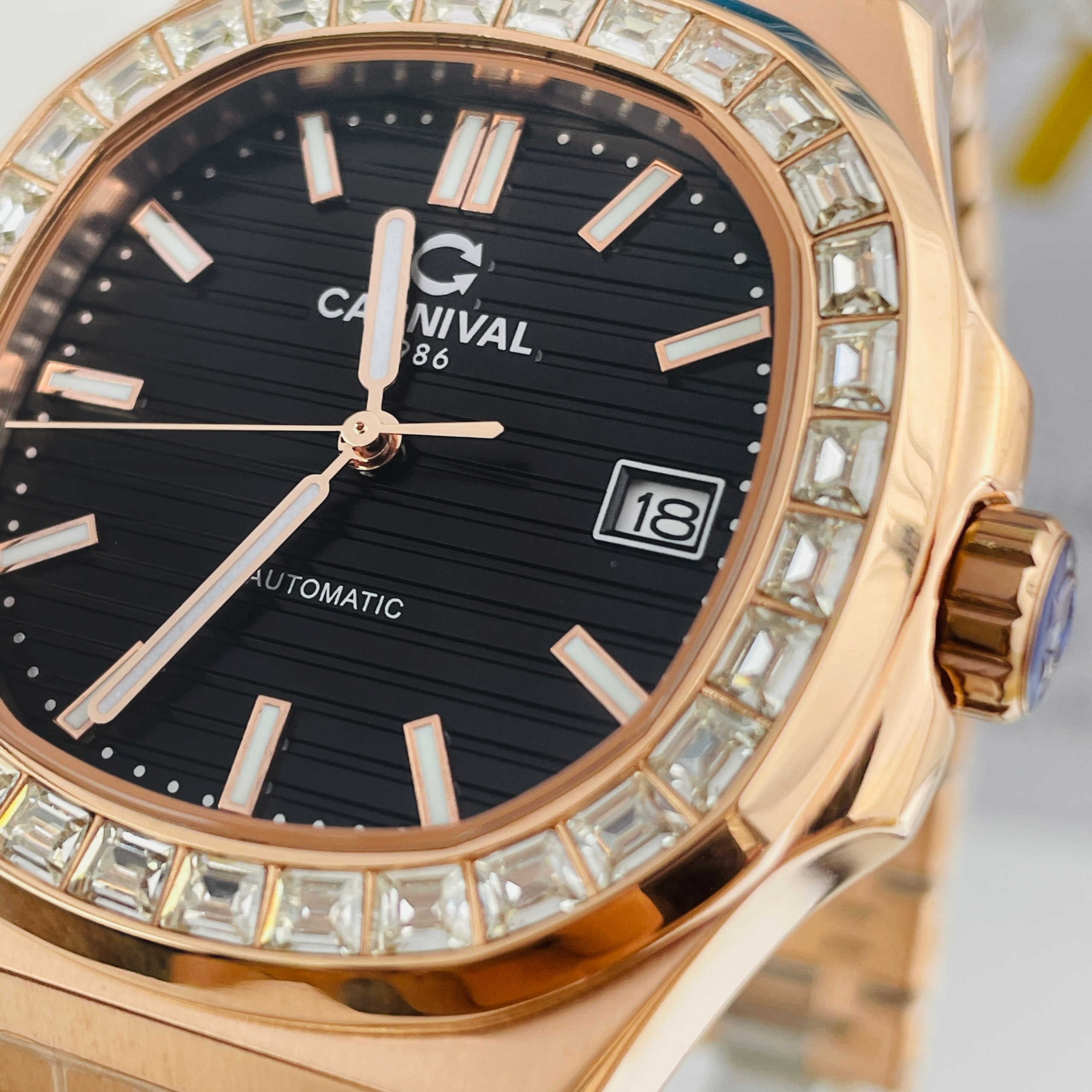 CARNIVAL 8108G-VH-D AUTOMATIC - KÍNH SAPPHIRE 3 carnival-8108g