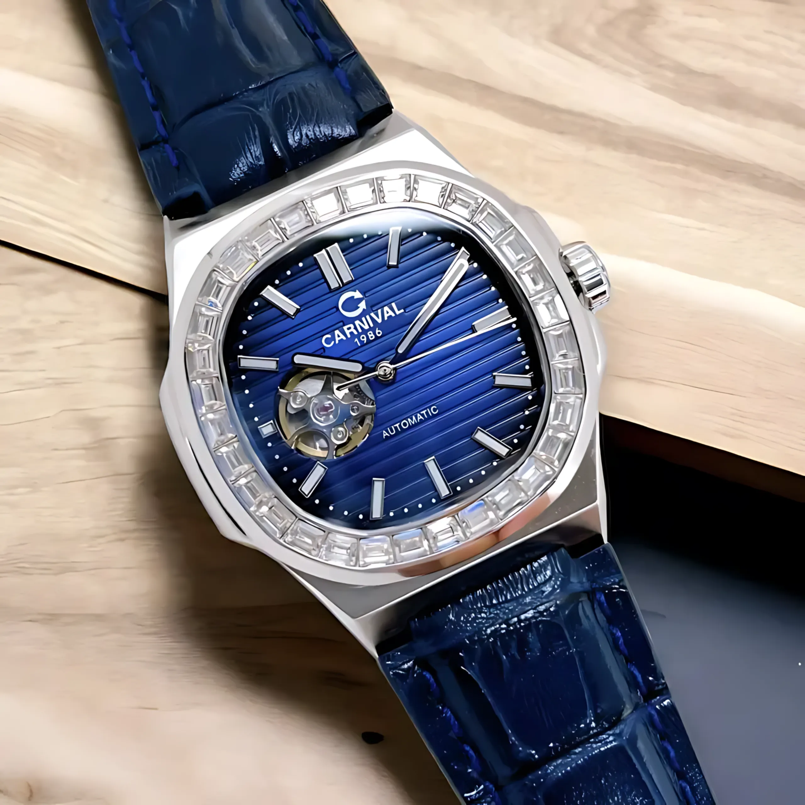 Carnival 8128G-VT-DD-X 16 Mặt kính Sapphire đồng hồ nam Carnival 8128G-VT-DD-X