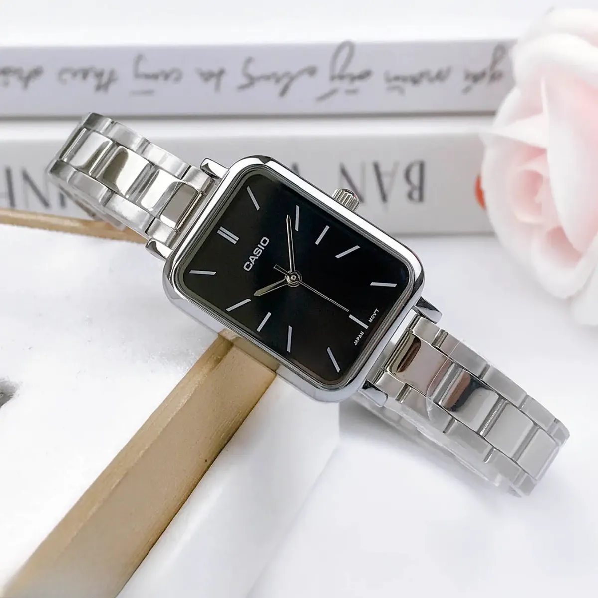 CASIO LTP-V009D-1E 2 Đồng hồ nữ Casio LTP-V009D-1E