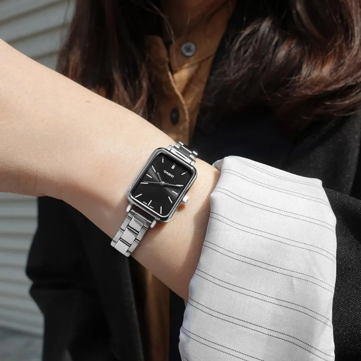 CASIO LTP-V009D-1E 9 Đồng hồ nữ Casio LTP-V009D-1E