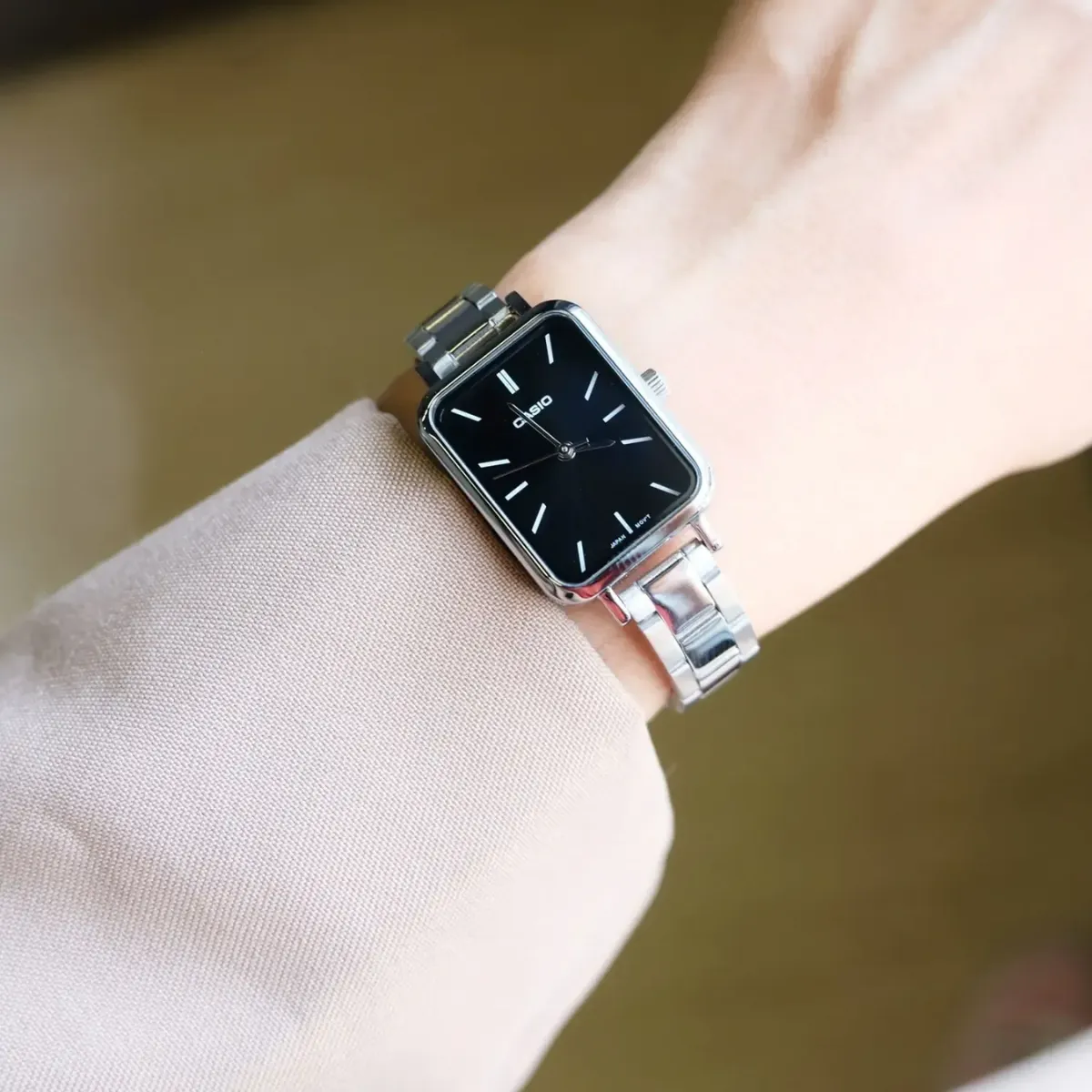 CASIO LTP-V009D-1E 8 Đồng hồ nữ Casio LTP-V009D-1E