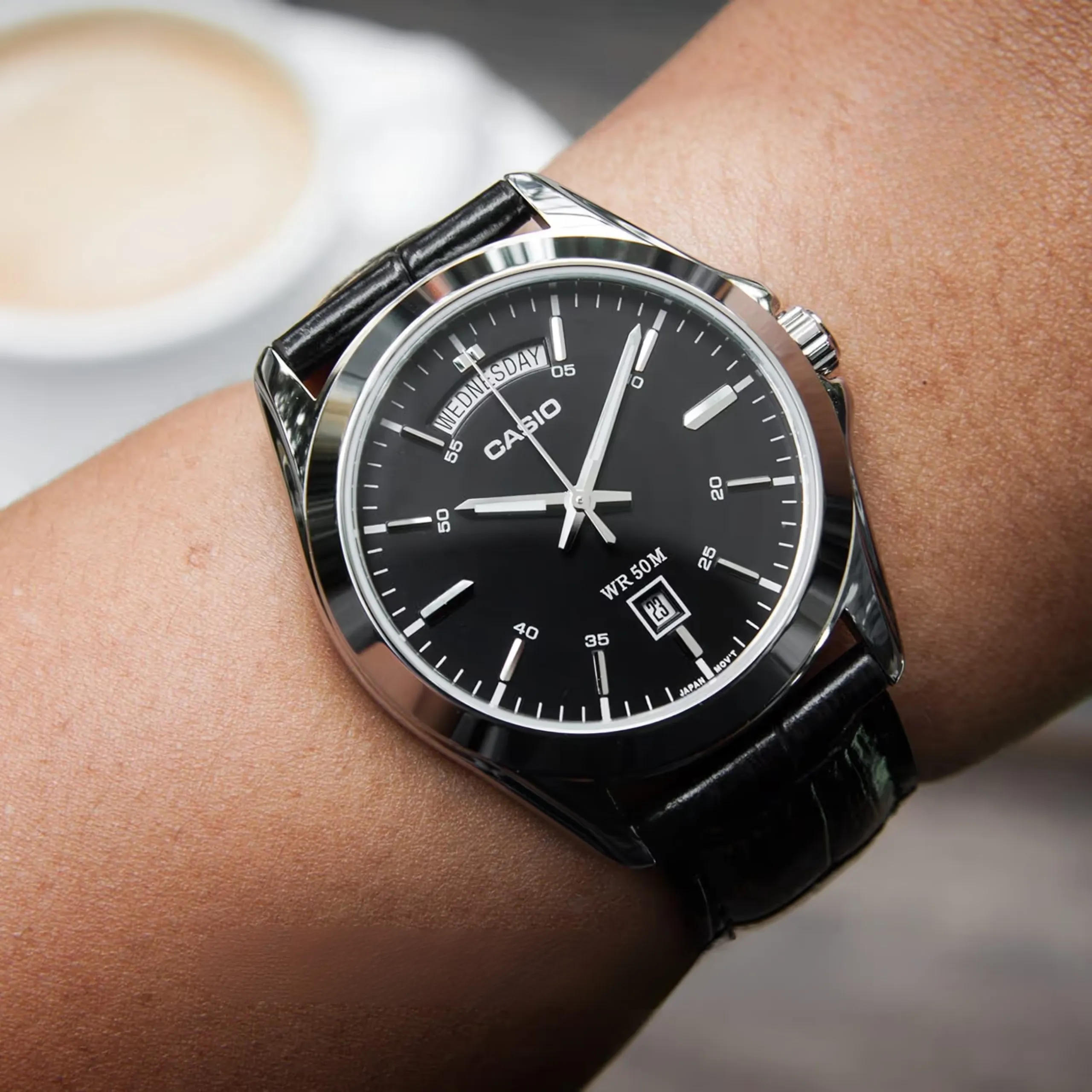Đồng hồ nam CASIO MTP-1370L-1AV