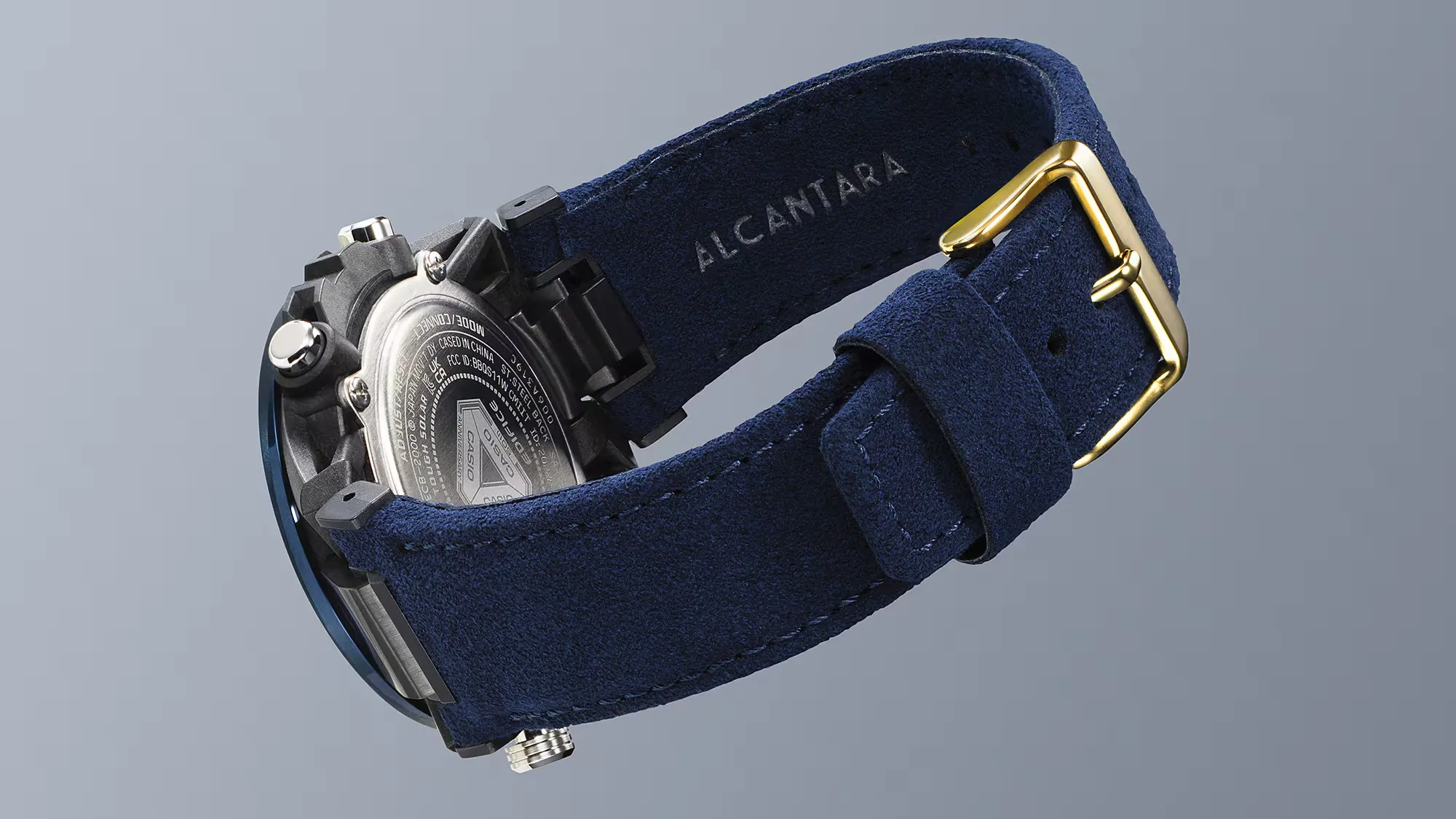 EDIFICE ECB-2000SS-2A