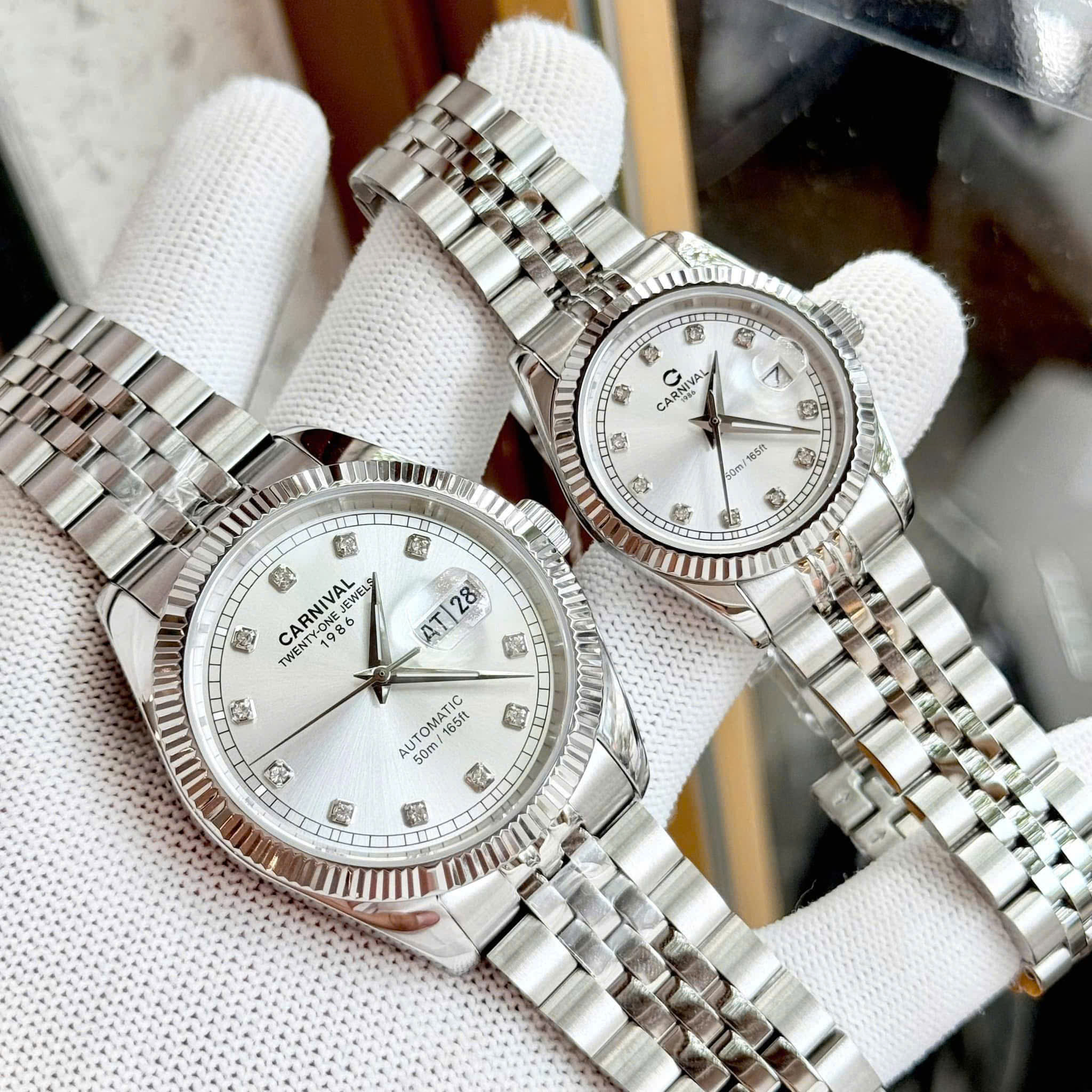 CARNIVAL COUPLE 8131-VT-T 2 Đồng hồ Cặp Carnival 8131 Mặt Trắng