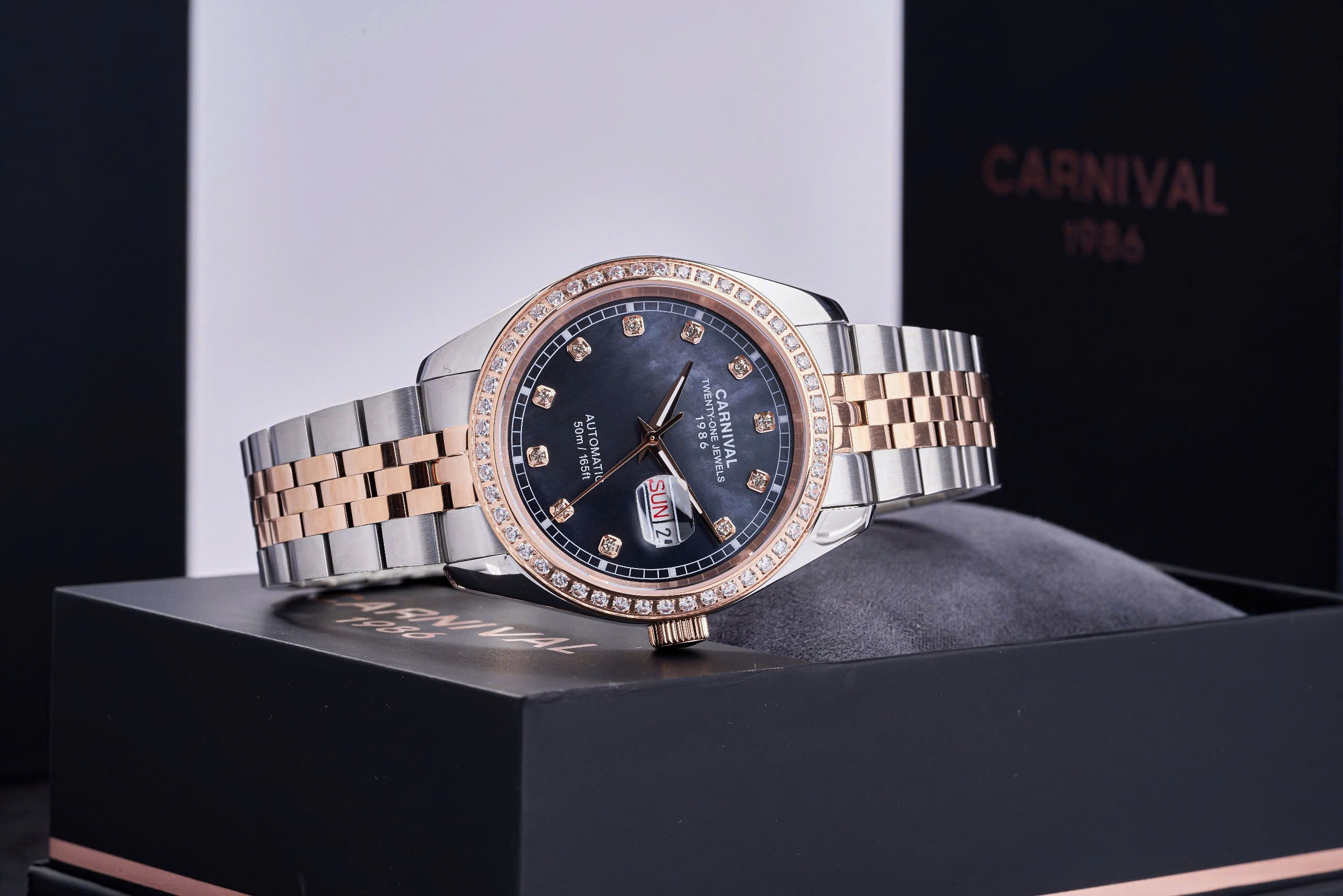 Đồng Hồ Carnival Nam 8131G2-CH-DK (Hắc Xà Cừ) 14 Đồng Hồ Carnival Nam 8131G2-CH-DK (Hắc Xà Cừ)