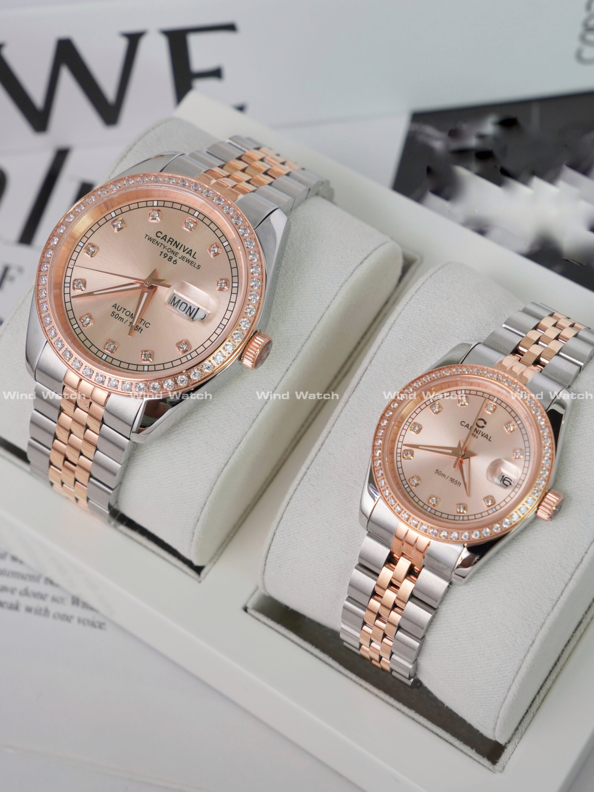 Đồng Hồ Đôi Carnival 8131D2-CH-NN (Sundust - Viền Đá) 4 Đồng Hồ Đôi Carnival 8131D2-CH-NN (Sundust - Viền Đá) - Ảnh 4