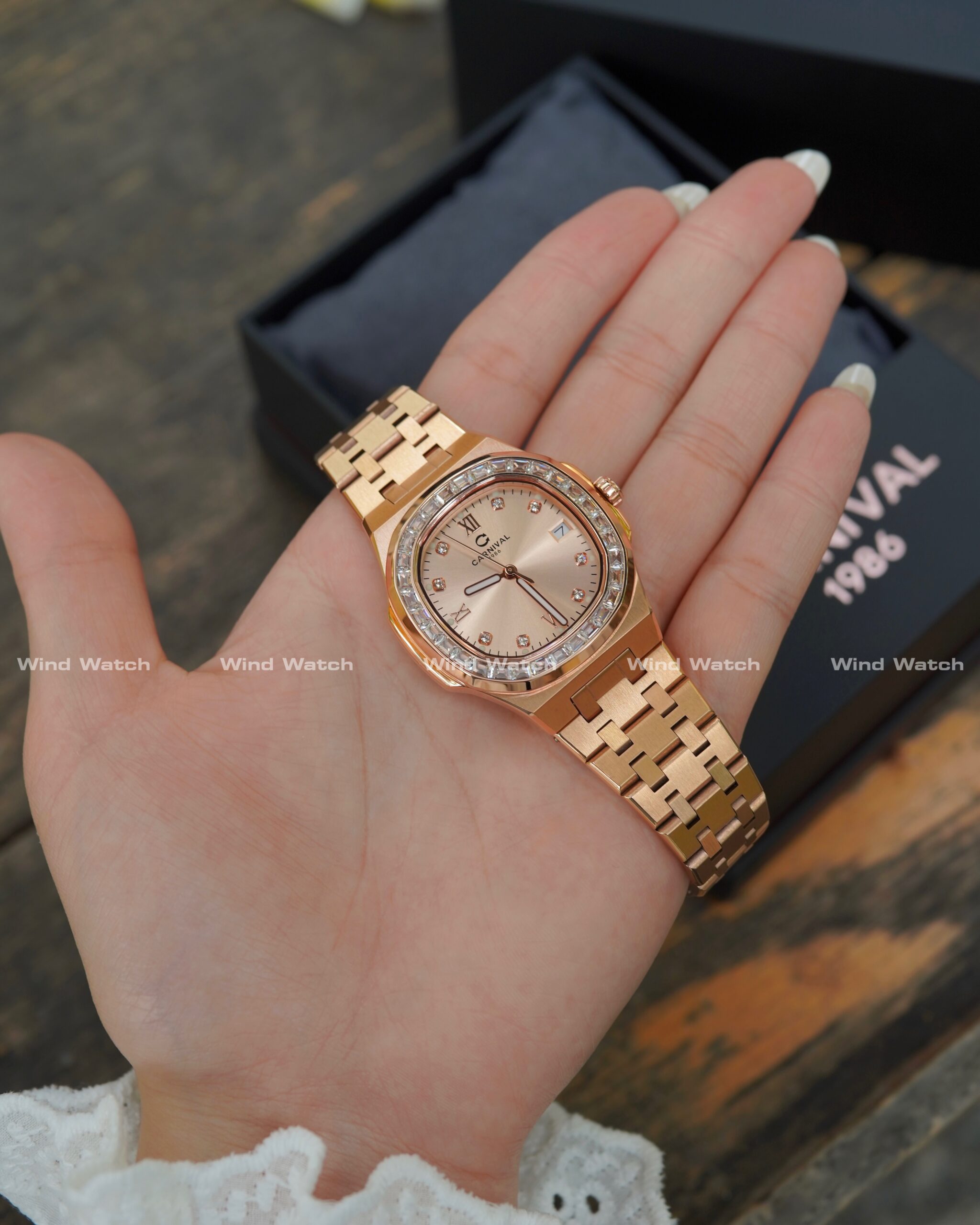 Đồng hồ CARNIVAL Nữ 8160L2-VH-NN 3 Đồng hồ CARNIVAL Nữ 8160L2-VH-NN - Ảnh 3